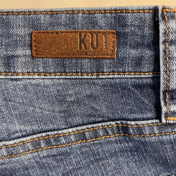 KUT From The Cloth Hi-Rise Denim Shorts Dark Wash Fray hem Women's Size 6 - Picture 9 of 10